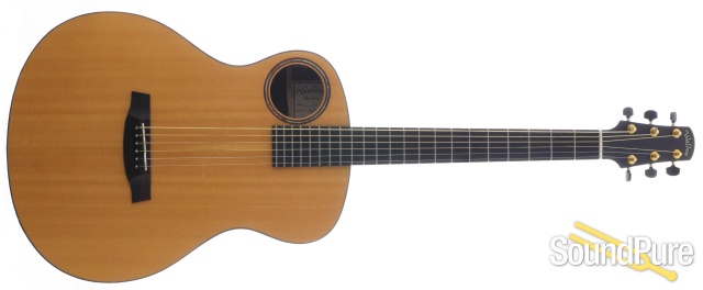 Walden B1 Baritone Sitka/Rosewood Acoustic #12110064 - Used — image 9