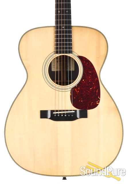 Eastman E20-OM Addy/RW Acoustic #111218392 - Used — image 1