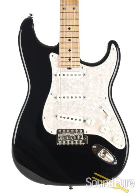 Michael Tuttle Custom Classic S Black #279 - Used — image 1