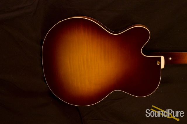 Benedetto Bravo Antique Burst S1545 Archtop Guitar - Demo Deal — image 8