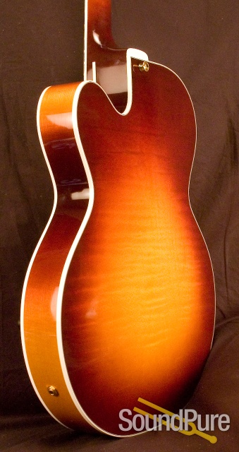 Benedetto Bravo Antique Burst S1545 Archtop Guitar - Demo Deal — image 12