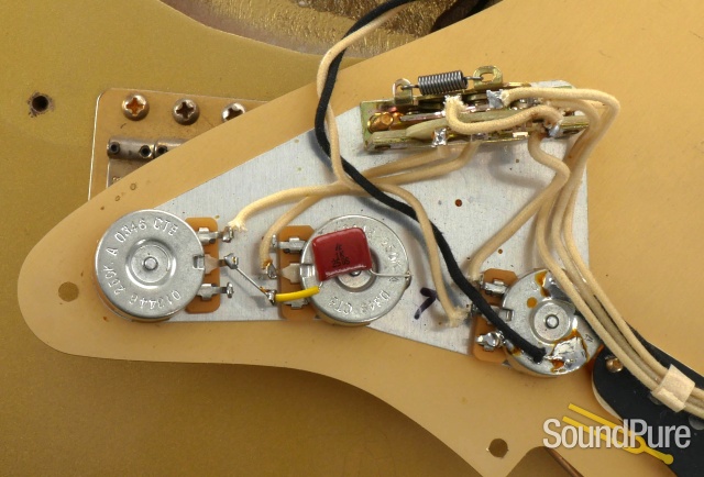 Fender LTD 50th Anniversary '56 Strat Relic Gold #R23368 — image 11