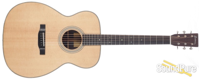 Eastman E8 OM Sitka/Rosewood Acoustic Guitar #15755667 — image 4
