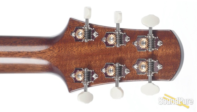 Bourgeois Slope D Banjo Killer Addy/Mahogany Acoustic #7983 — image 4