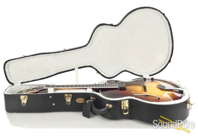Benedetto Americana Antique Burst 17" Archtop #S1682 - Used — image 6