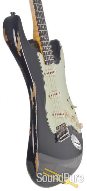 Fender 1960 Stratocaster Relic Black Electric #R84621 - Used — image 4