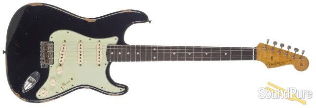 Fender 1960 Stratocaster Relic Black Electric #R84621 - Used — image 10