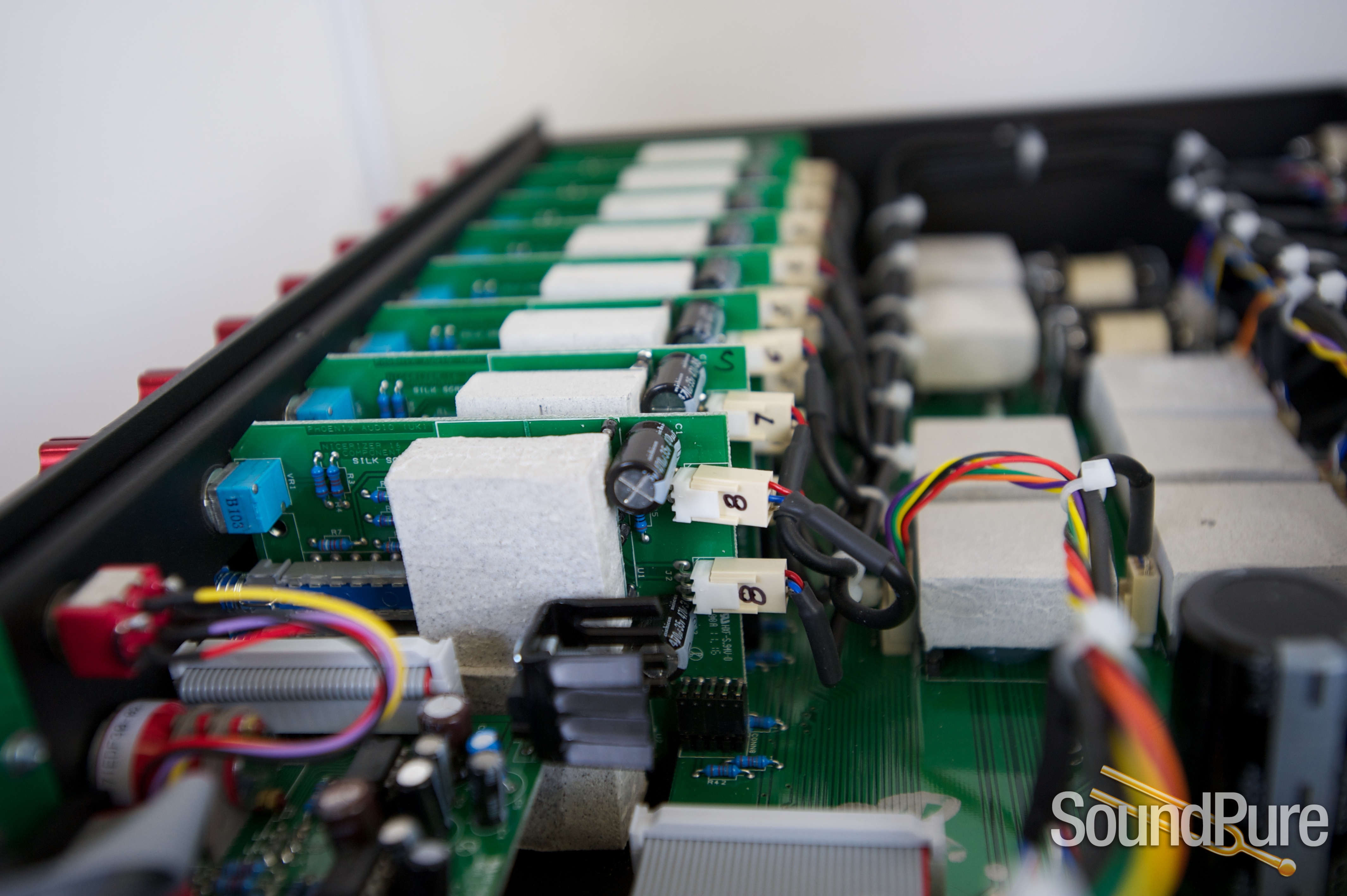 Phoenix Audio NICERIZER 16 Mk2 Summing Amp