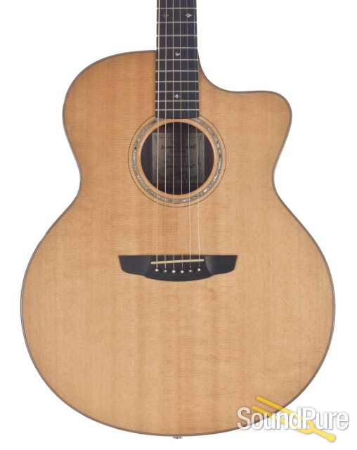 Goodall Jumbo Cutaway Master Sitka/Rosewood #RJC5233 - Used — image 1