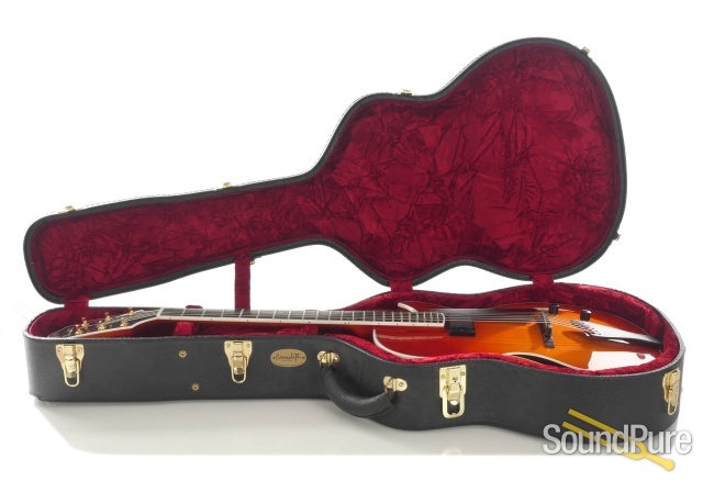 Benedetto Bambino Deluxe Autumn Burst Archtop #52306 - Used — image 6