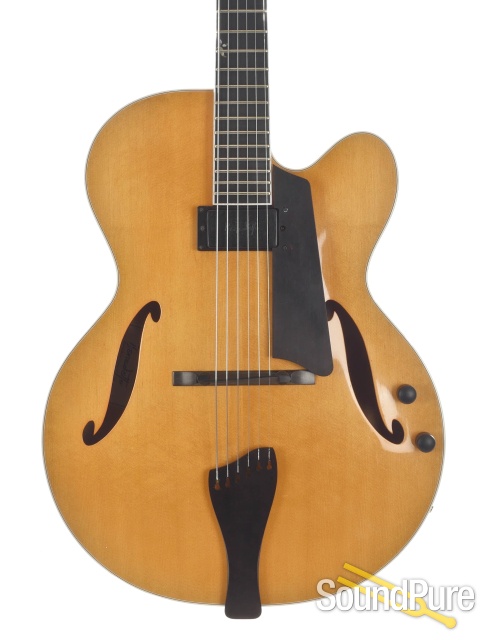 Benedetto Bravo Blonde Archtop #172 - Used
