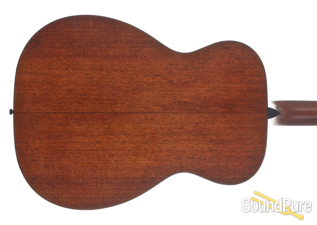 Martin 00-18 Sitka/Mahogany Acoustic Guitar #2060672 - Used — image 3