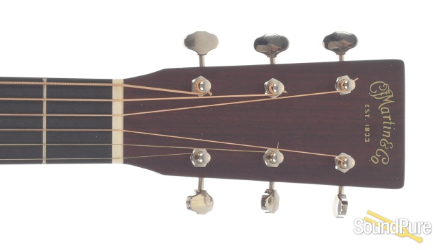 Martin 00-18 Sitka/Mahogany Acoustic Guitar #2060672 - Used — image 8