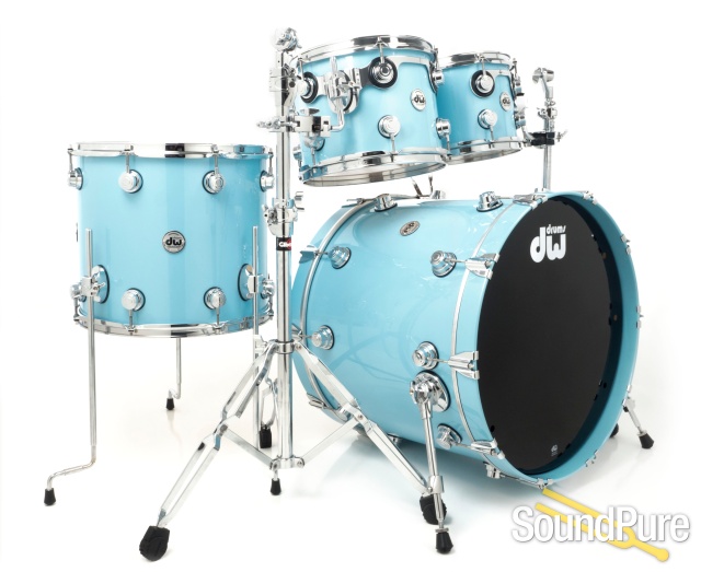 DW 4pc Collectors Series Maple Drum Set - Tiffany Blue