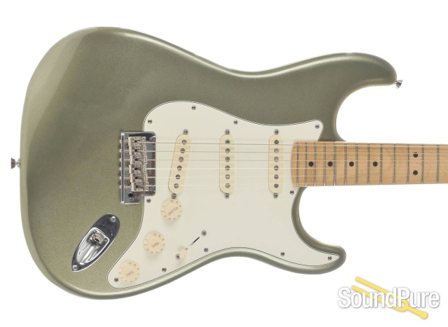 Fender American Std Strat Jade Green #US12133728 - Used — image 2