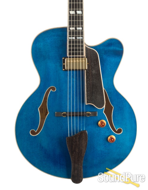 Eastman AR580CE-BLU Spruce/Maple Archtop Electric #14850384 — image 1