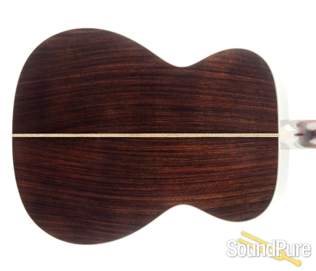 Eastman E8OM Sitka/Rosewood Acoustic Guitar #13856365 — image 11