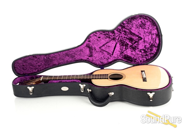 Collings Parlor 2H T Traditional Sitka/RW Acoustic #28936 — image 6