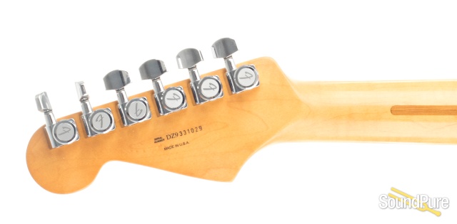 Fender American Deluxe Strat "V-Neck" Red #DZ9331029 - Used — image 3