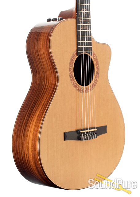 Taylor 2011 Jason Mraz Sig Cutaway Nylon  #110680127 - Used — image 3