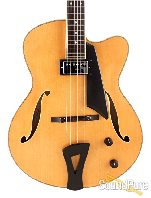 Comins GCS-16-1 Spruce/Flame Maple Blond Archtop #118045 — image 1