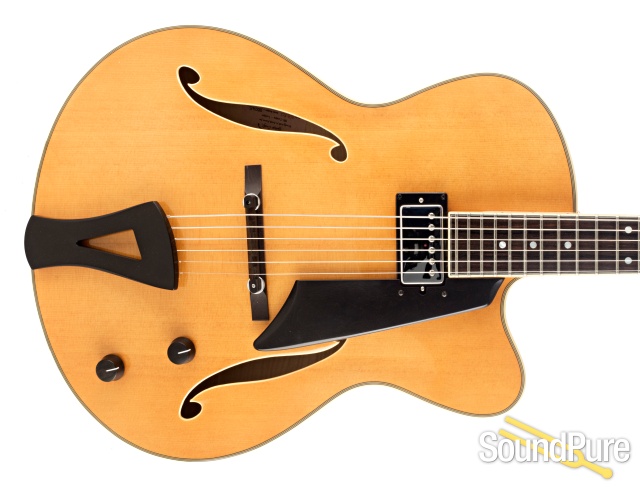 Comins GCS-16-1 Spruce/Flame Maple Blond Archtop #118045 — image 9