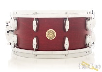 Gretsch 6.5x14 USA Custom Maple Snare Drum-Rosewood Satin Gretsch 6.5x14 USA Custom Maple Snare Drum-Rosewood Satin