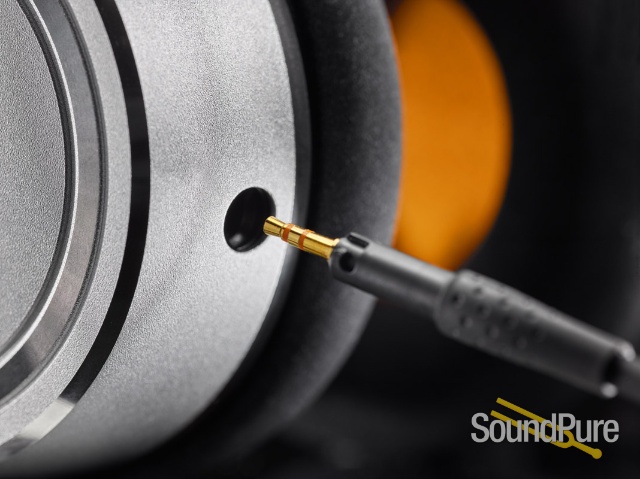Neumann NDH 20 Closed-Back Studio Headphones — image 3