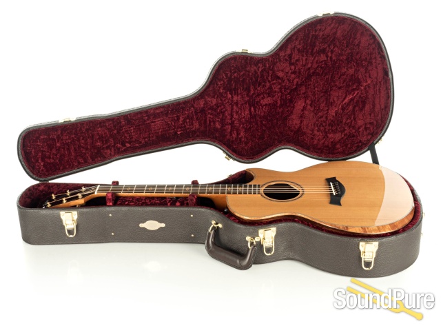 Taylor Custom Grand Auditorium Acoustic #1108204143 - Used — image 6