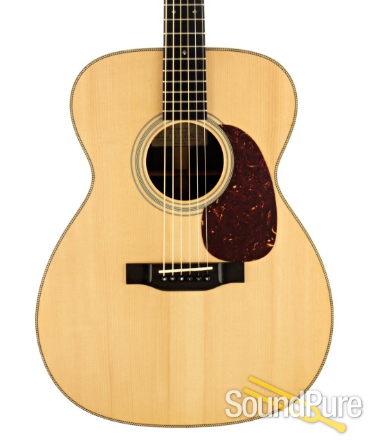 Eastman E20-OM Addy/Rosewood Acoustic #111218392 - Used — image 1