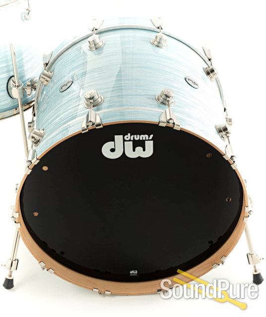 DW 3pc Collectors Series Maple Drum Set - Pale Blue Oyster — image 3