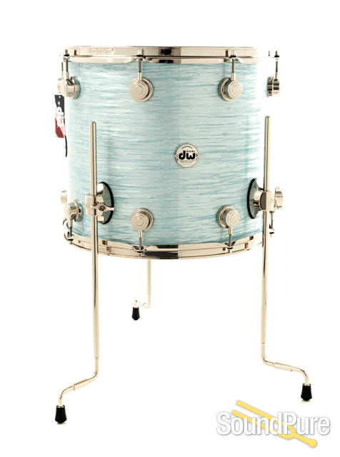 DW 3pc Collectors Series Maple Drum Set - Pale Blue Oyster — image 4