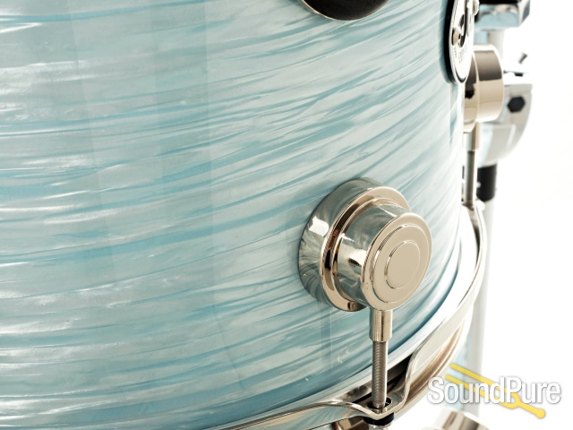 DW 3pc Collectors Series Maple Drum Set - Pale Blue Oyster — image 5