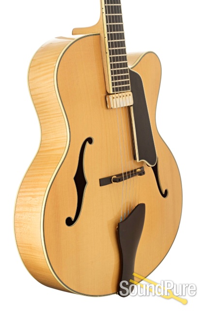 Eastman AR810CE-BD Blonde Archtop #3480 - Used — image 5