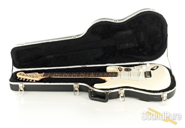 Fender American Stratocaster Olympic White #Z6110150 - Used — image 3