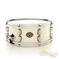 Tama 5.5x14 Starclassic Performer EFX Birch Snare Drum-White Tama 5.5x14 Starclassic Performer EFX Birch Snare Drum-White