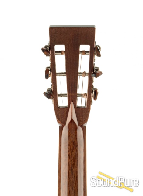 Boucher Heritage Goose 000-12 Walnut #WT-1001-12FTBM - Used — image 5