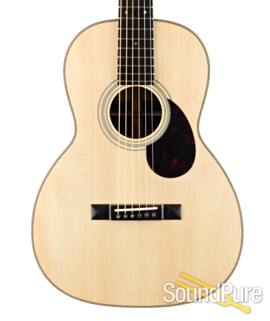 Eastman E20OO Adirondack/Rosewood Acoustic #16856311 — image 1