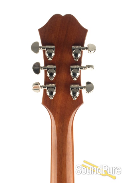 Nick Valensi Gitarre