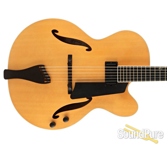 Benedetto Bravo Blonde Archtop #172 - Used — image 9