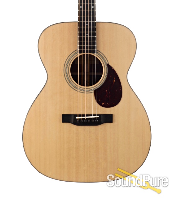Eastman E6OM Sitka/Mahogany Acoustic Guitar #11955715 — image 1