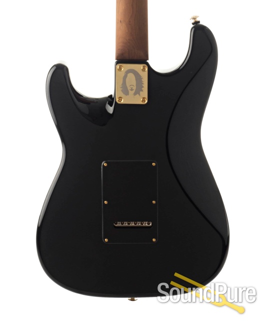Suhr Mateus Asato Signature Classic S Black HSS #JS6J1U — image 6