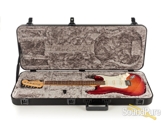 Fender American Elite Strat Cherry Burst #US15086479 - Used — image 5
