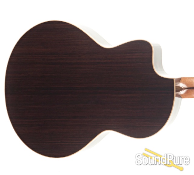 Lowden S-32J Alpine Spruce/IRW Acoustic/Nylon #23119 — image 8