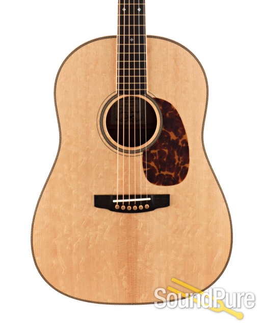 Goodall Traditional Baritone Bear Claw/Cherry Acoustic #6753 — image 1