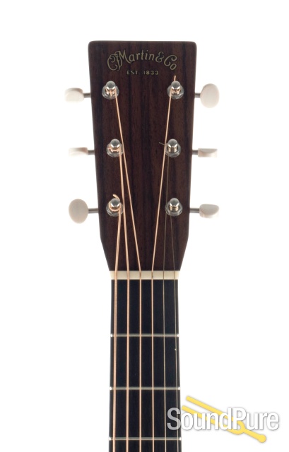 Martin 00-18V Adirondack/Rosewood Acoustic #1761115 - Used — image 8