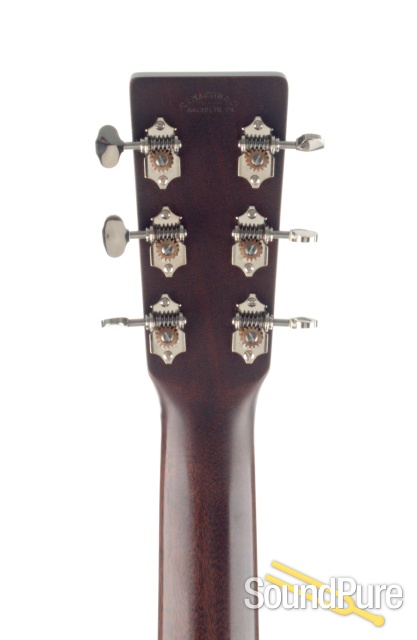 Martin D-18GE Adirondack/Mahogany Guitar #1918285 - Used — image 4