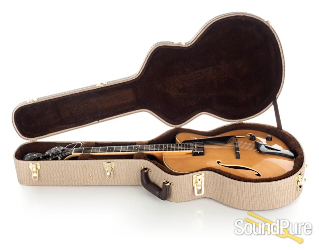 Comins GCS-16-1 Spruce/Flame Maple Blond Archtop #118053 — image 5
