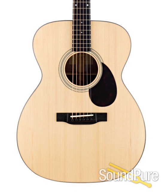Eastman E10OM Addy/Mahogany Acoustic #12956819 — image 1