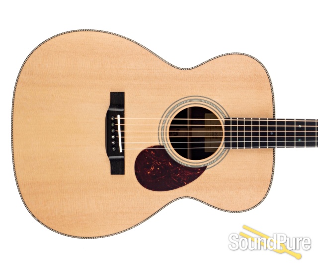 Eastman E8OM Sitka/Rosewood Acoustic Guitar #12956758 — image 11
